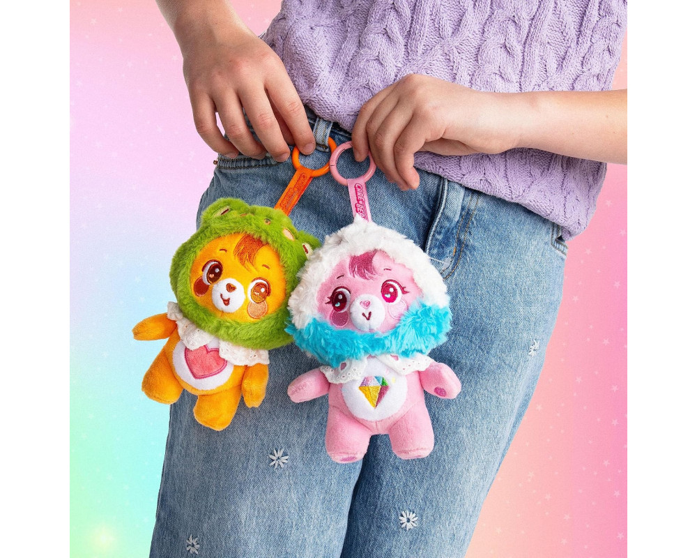 Брелок-сюрприз "Милые чемпионы" Care Bears Брелок-сюрприз "Милые чемпионы" Care Bears